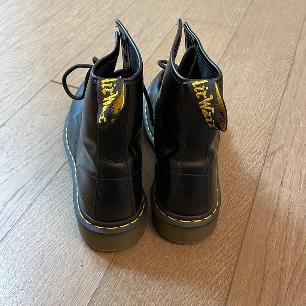 Great condition Dr. Martens - Picture 3 of 3